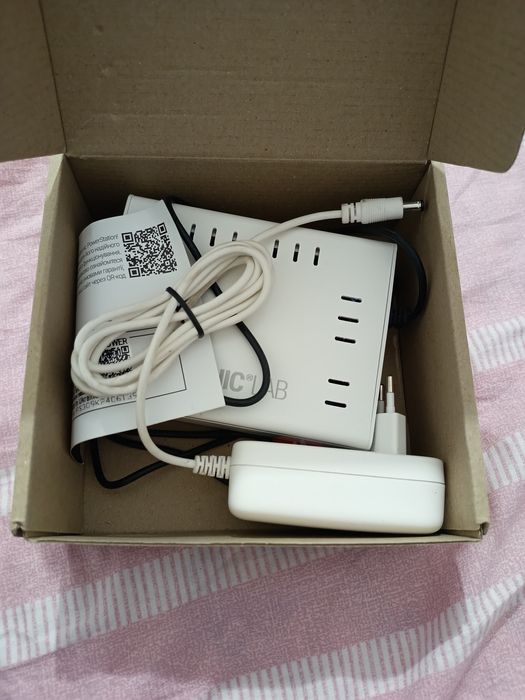 Манікюрний павербанк