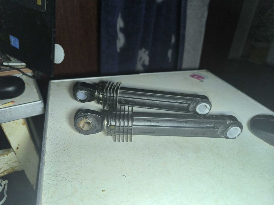 Амортизатори від пральної машини LG