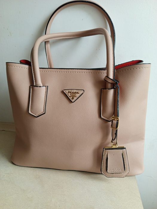 Prada duże skórzane tote bag w stanie bardzo dobrym