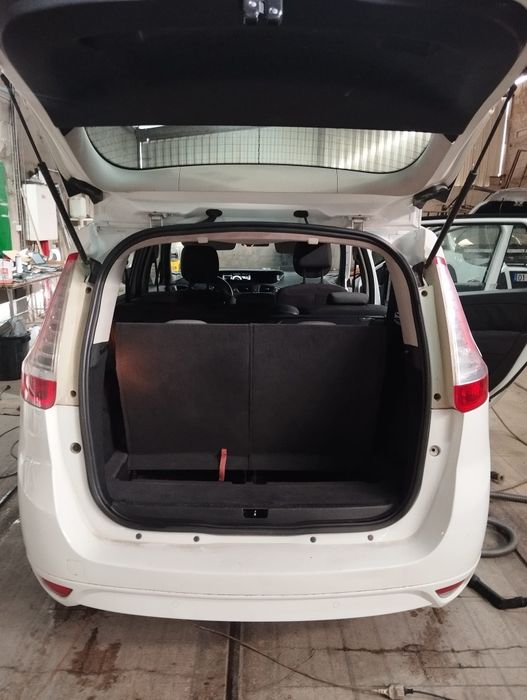 Renault grand scenic 3 — photo 3