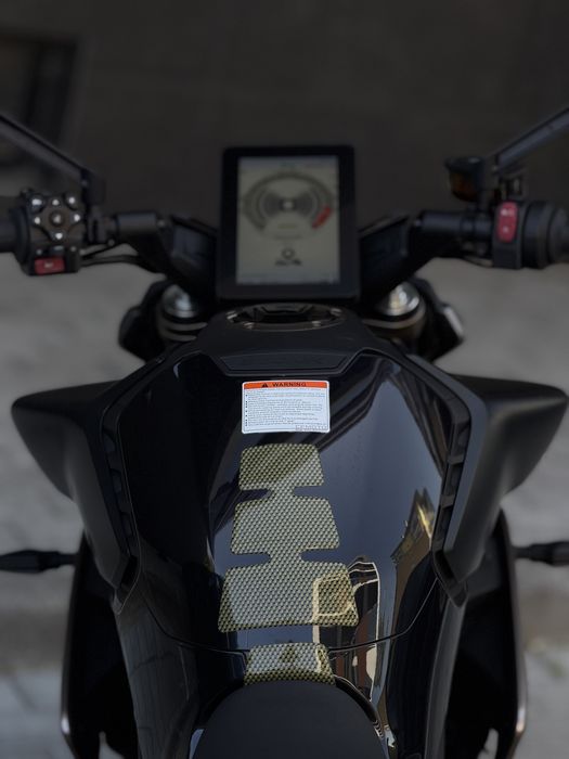 CFMOTO 800 NK - Como Nova!