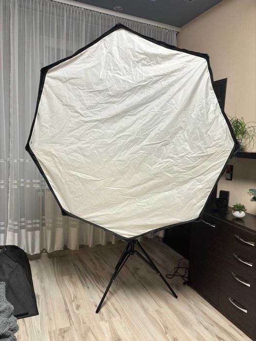 Dwie lampy studyjne Walimex pro VC-300, zestaw