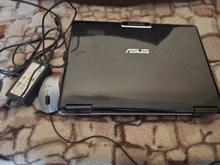 Ноутбук ASUS M51T