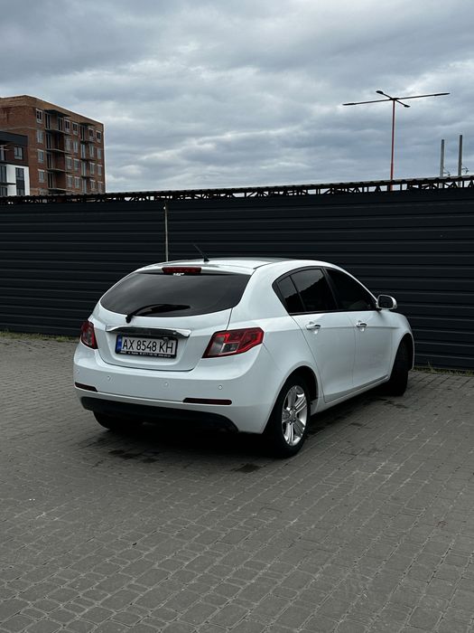 Срочно  Geely Emgrand 7
