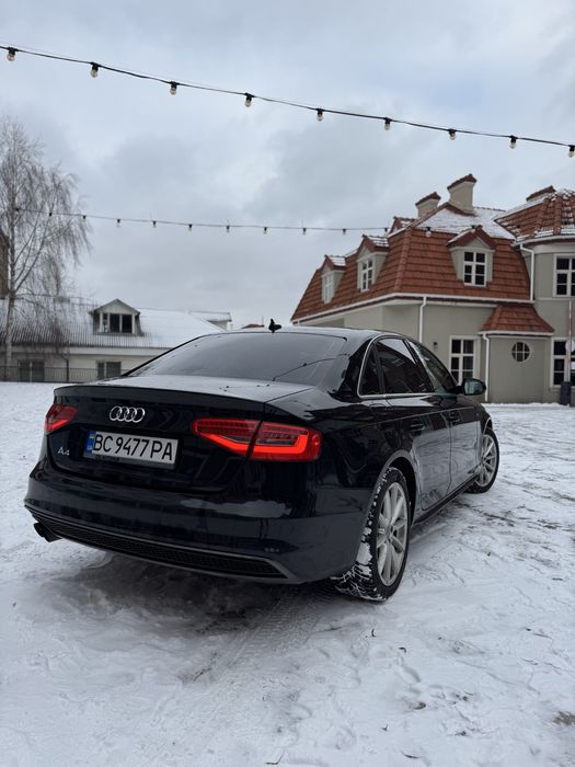 Audi A4 B8 2015 р. S - line