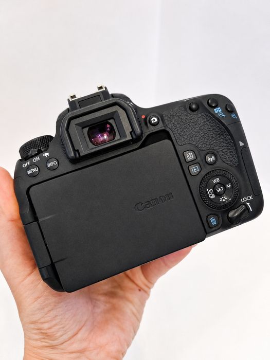 Canon EOS 77D Body | komplet | pudełko | bardzo dobry stan