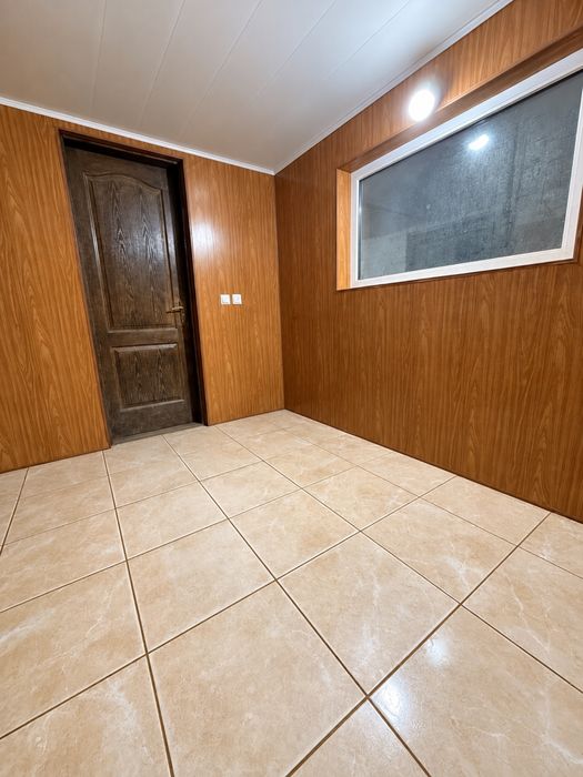 Оренда складського підвального приміщення в центрі міста — 260 м²