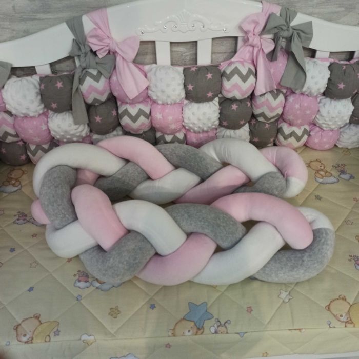 Дитяче ліжко в повному комплекті