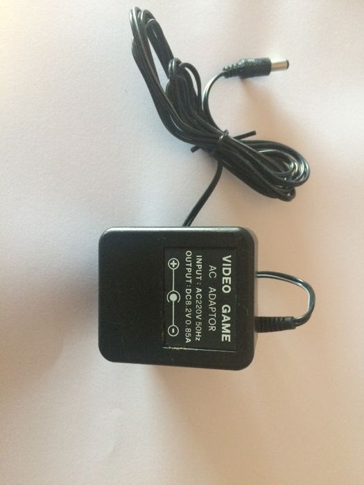 Video Game Transformer AC Adapter DC 8.2 V 0.85 A64751806823553120