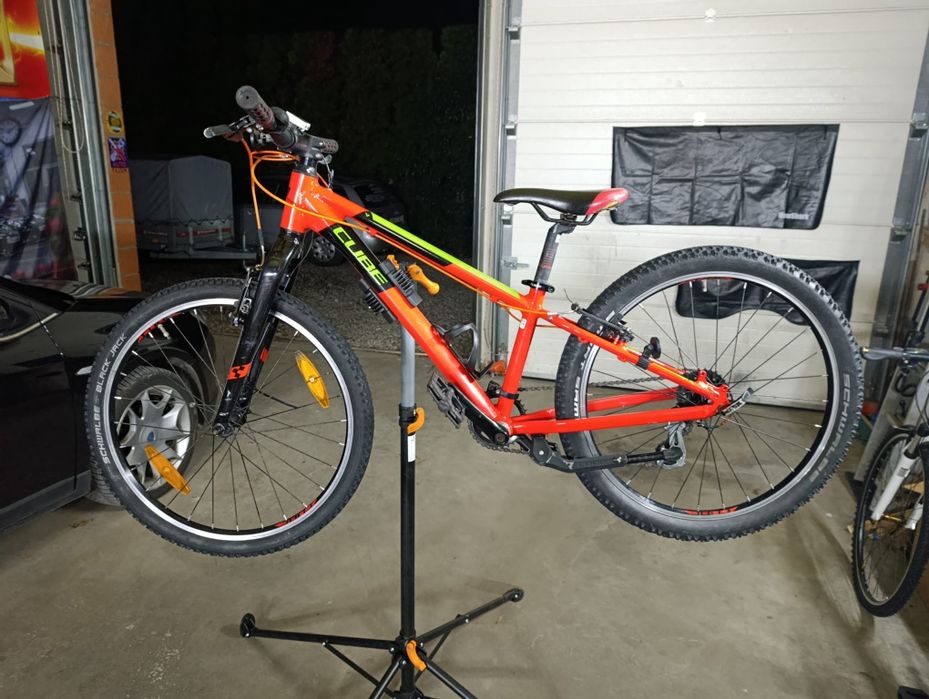 Rower Cube Acid 24 super lekki 10kg