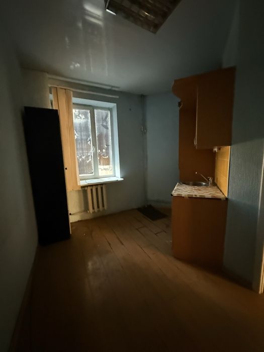 Продам 3к квартиру. Центр, сталінка