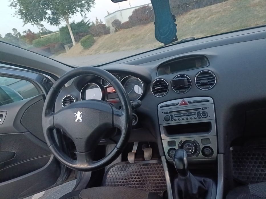 Pegeot 308 em bom estado