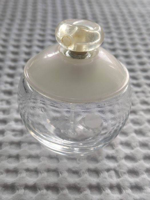 Pusty flakon Cacharel Noa 30ml