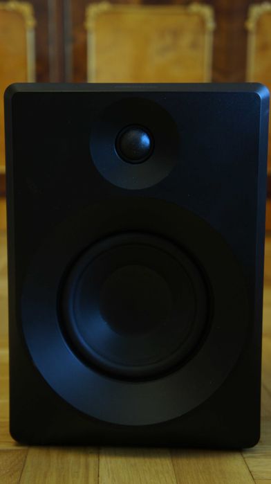 monitory Medion MD44925 140W
