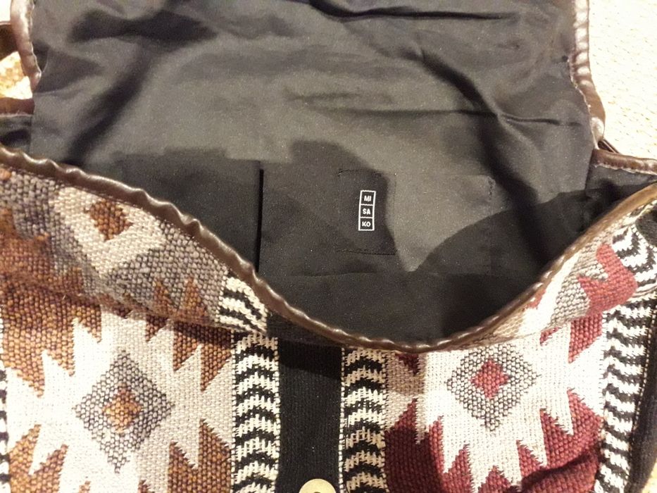 Malas Misako, Nice things Paloma, Indianas