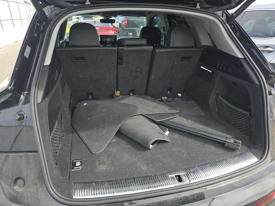 2022 Audi Q5 e Plug-In Hybrid S line Premium