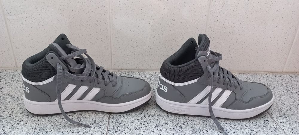 Tennis Adidas originais