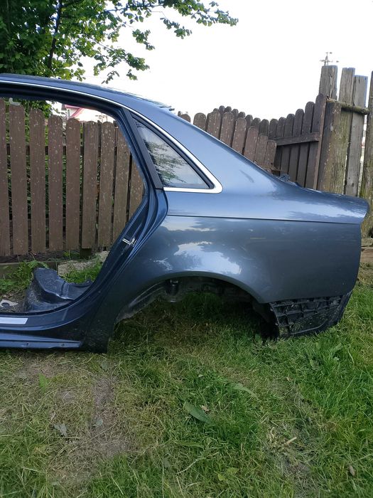 Ćwiartka Błotnik Lewy AUDI a4b7