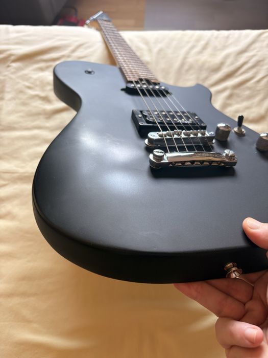 Guitarra Elétrica CORT/MANSON MBC-1