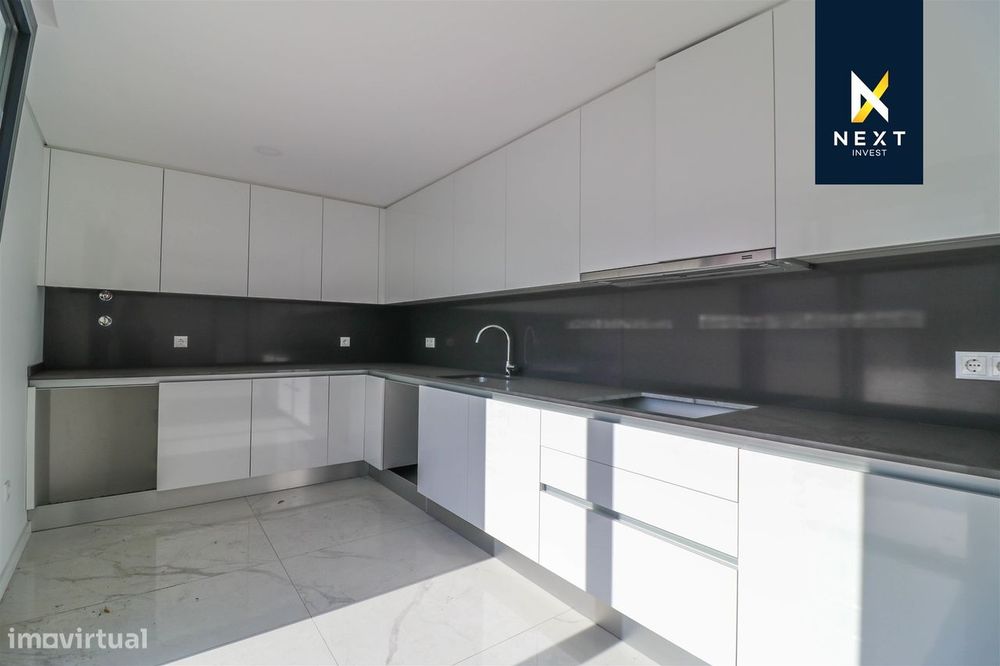 Oportunidade Única no Coração de Viseu – Apartamento T4 + Dois T2 Inde