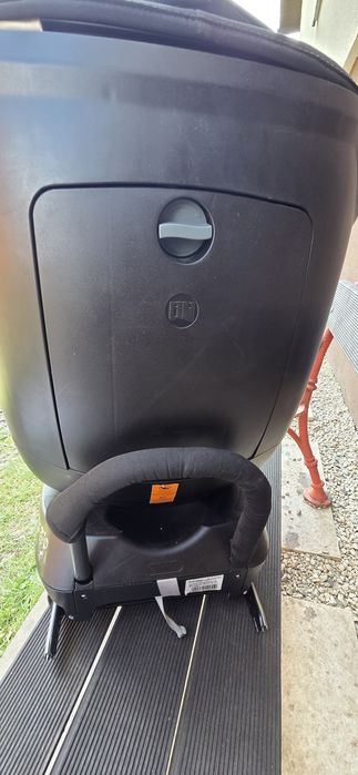 britax romer dualfix 2r używany bezwypadkowy.