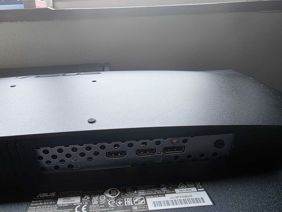 Monitor Asus 28''