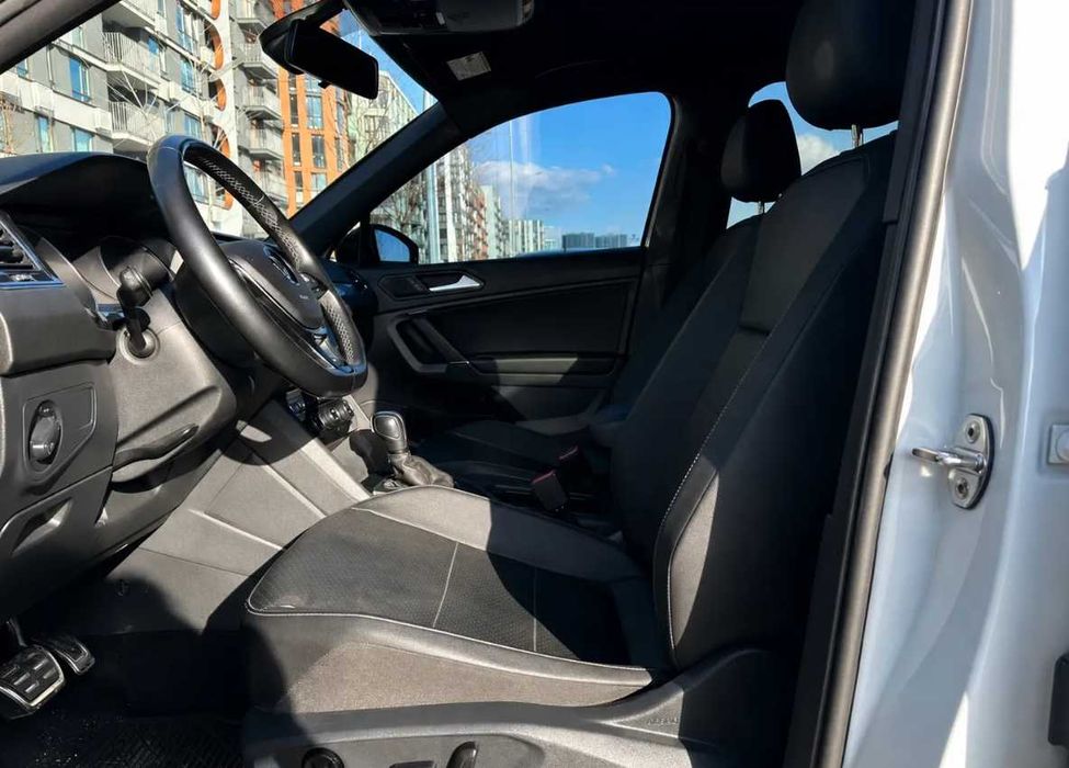 Volkswagen Tiguan R-Line 2.0TSI 2020