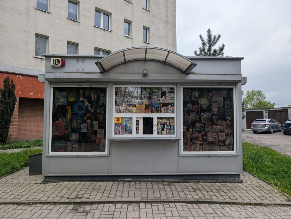 Kiosk Wolnostojący Sprzedaż Lub Wynajem  Katowice