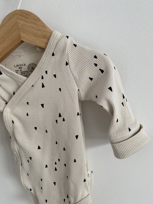 Body lindex kopertowe 50 beżowe czarny wzorek