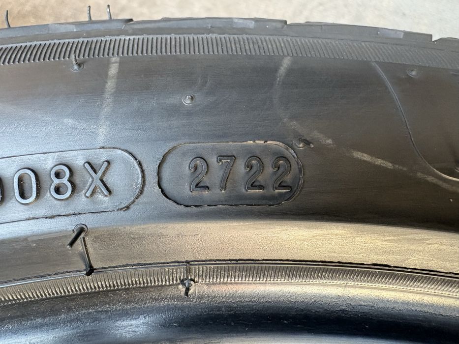 265/40 R22 i 295/35 R22 106V XL Michelin Pilot Alpin5 SUV art.(2642)