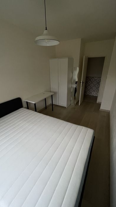 Quarto para arrendar