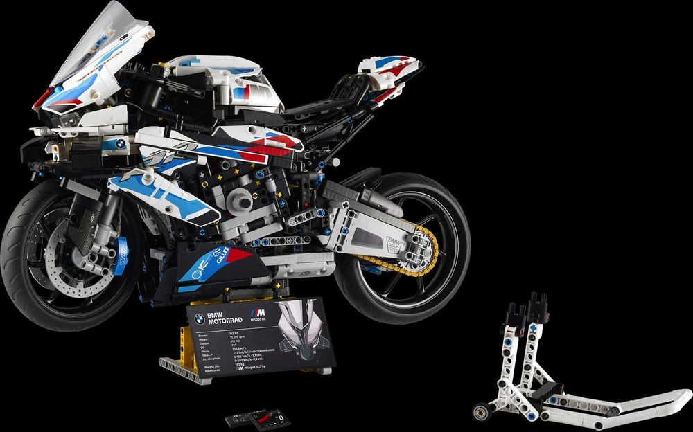LEGO Technic - BMW M 1000 RR - 42130