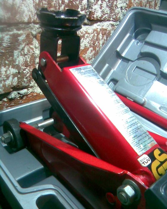 Podnośnik hydrauliczny 2 t