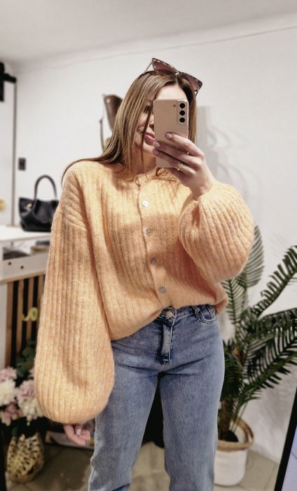 Sweterek morelowy dzwonek guziki wiosna Varlesca chicaca XS S M L XL