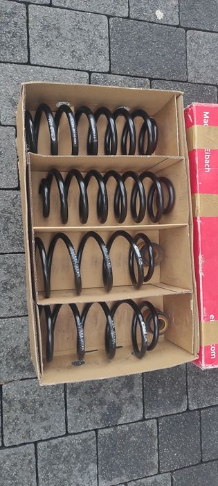 Sprężyny obniżające Eibach 30mm VW Golf 7 Kombi