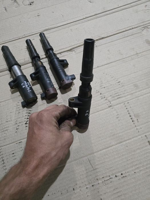 катушка зажигания Renault scenic megane 1.6 1.8 2.0  21603121- 9