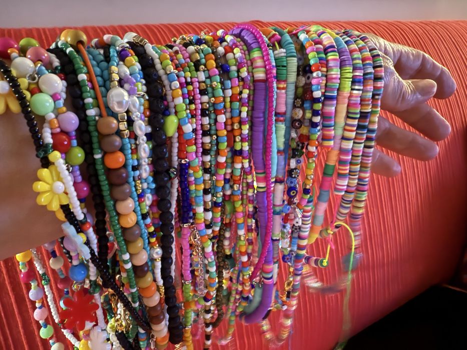 Bijuteria colorida