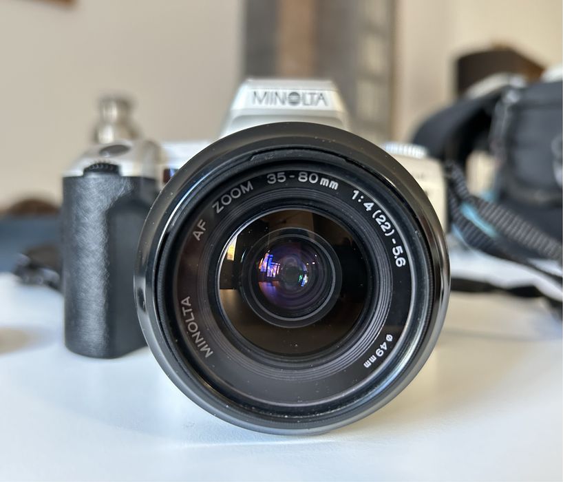 Máquina Minolta Dynax 404si (Reflex 35mm) em óptimo estado