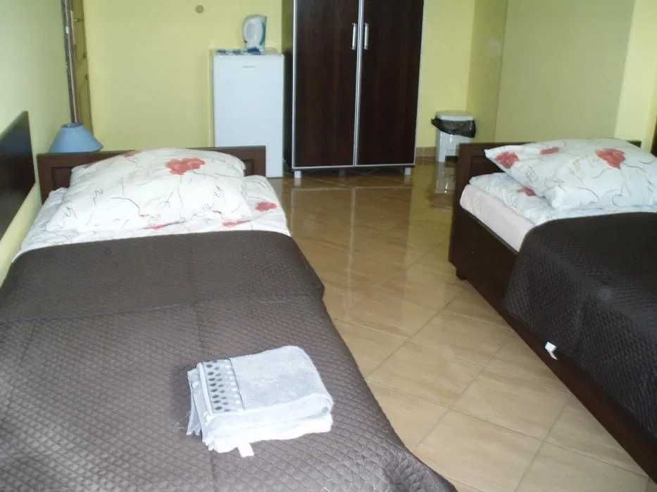 Хостел підвищеного комфорту, Київ, біля метро Звіринецька Телефонуй