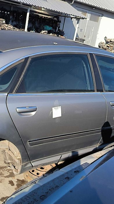 AUDI A8 D3 L 4,2 QUATTRO 2006r. Drzwi lewe i prawe tył