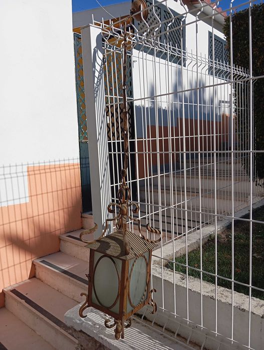 Candeeiro de tecto antigo estilo lanterna (vintage)