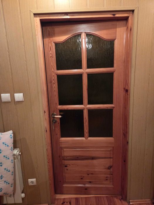 Drzwi wew. drewniane