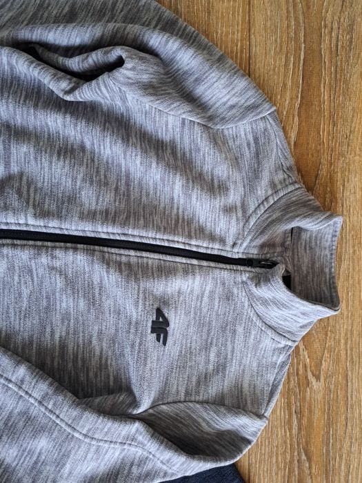 4f polar 152 bluza na suwak zamek