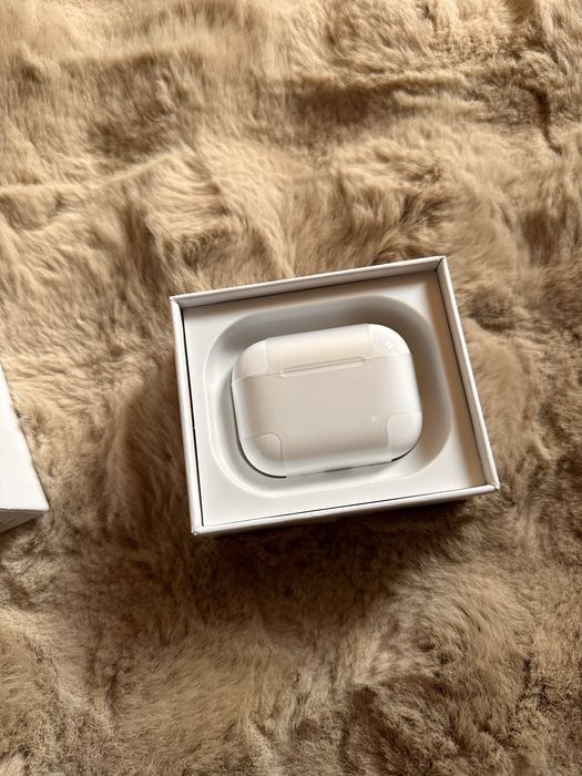 Air  pods pro  3