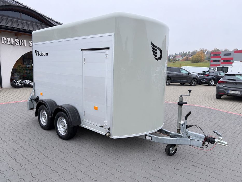 Przyczepa bagażowa Debon C500 Cheval Liberte Aluminium wahacze