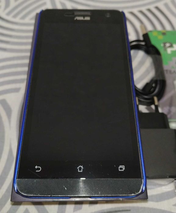 Мобильный телефон Asus ZenFone 5 (A501CG)