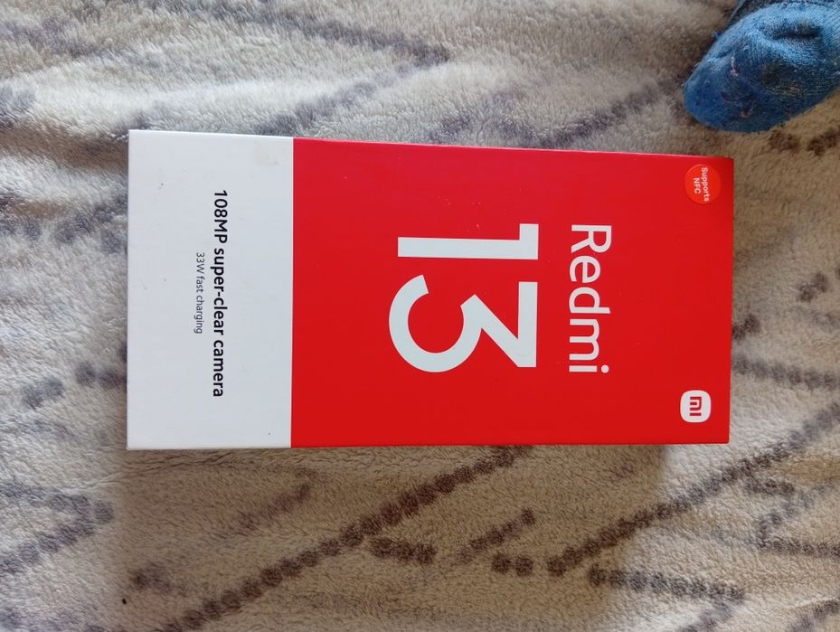 Redmi 13 com capas