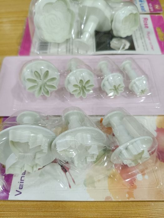 Продам формочки для кондитерских изделий