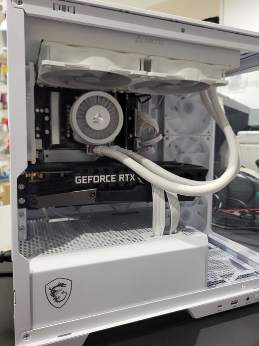 Komputer do gier Intel Core™ Ultra 5 Rtx 3080 16GB RAM 1TB SSD