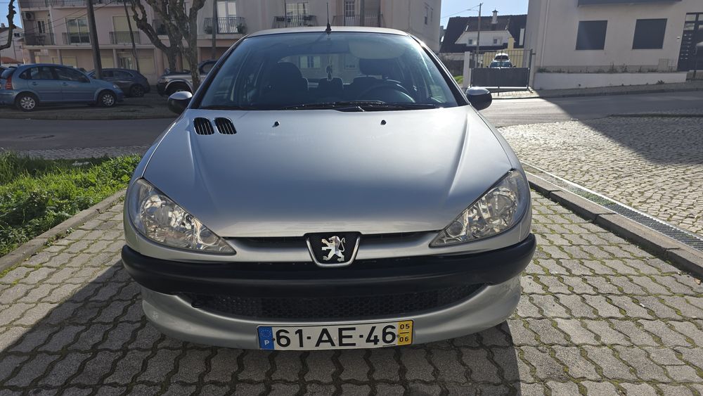 Peugeot 1.4 HDI  5 LUGARES